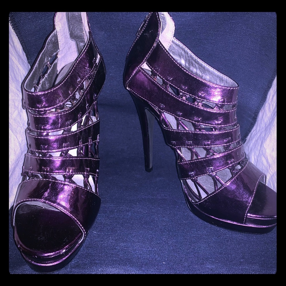 Colin Stuart Purple Metallic Heels